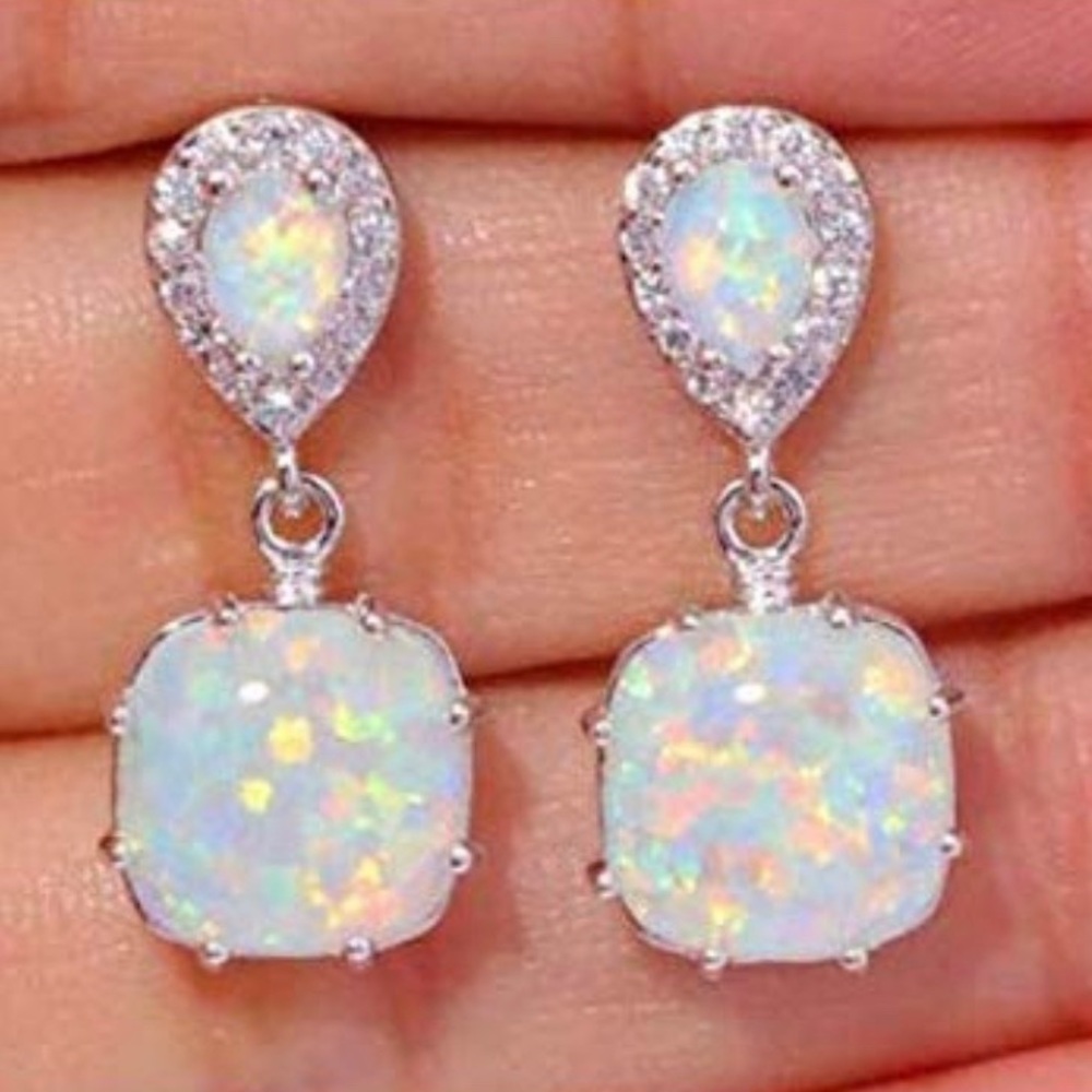 White Fire Opal Fashion Earrings